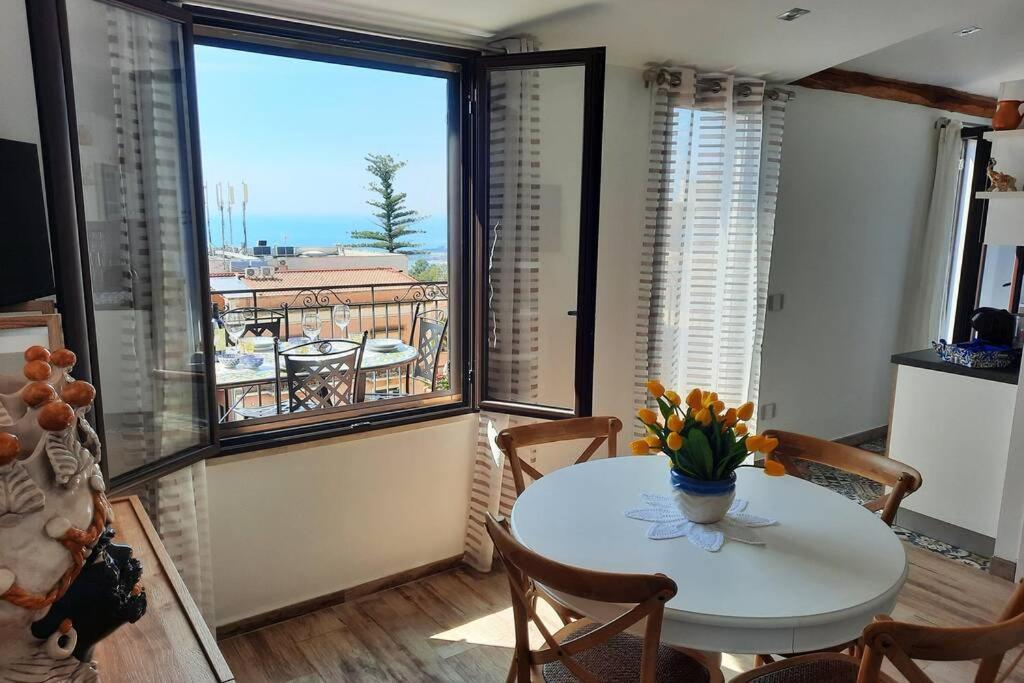 Apartmán Casa Carla Al Duomo Taormina Exteriér fotografie